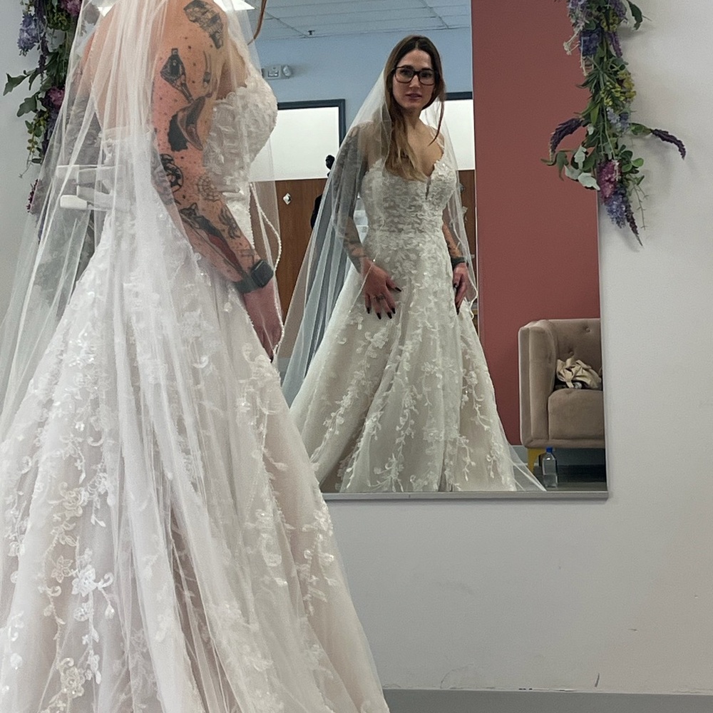 Stella York 7398 New Has Tag from Boutique Wedding Dress - Picture 12 of 13